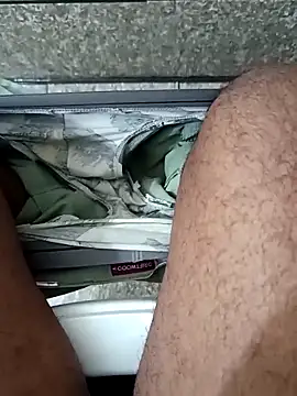 Snapshot of king_godgm chatting on March 17, 2026, 2:05 am king godgm online show from March 17, 2026, 2:05 am