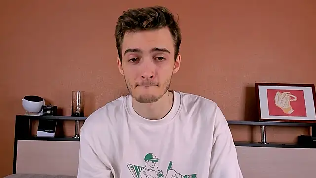 Snapshot of spider____man chatting on September 9, 2025, 1:21 pm spider man online show from September 9, 2025, 1:21 pm