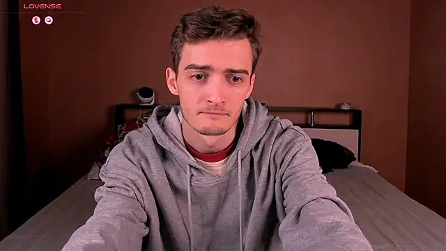 Snapshot of spider____man chatting on September 29, 2025, 4:34 pm spider man online show from September 29, 2025, 4:34 pm