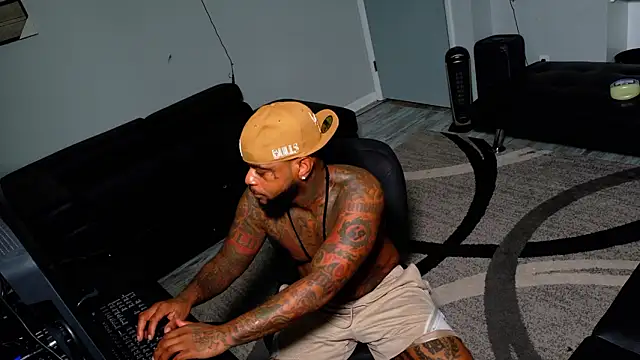 SLANGONDEMHOES online show from January 31, 2026, 7:11 pm