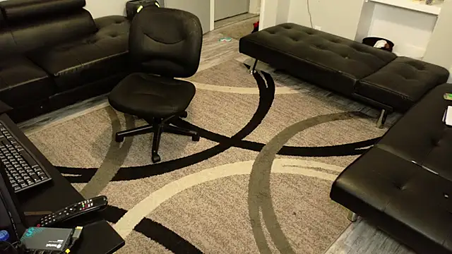 SLANGONDEMHOES online show from April 2, 2026, 3:42 pm