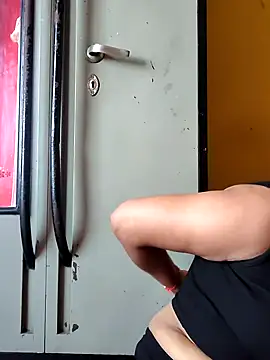 Snapshot of Hottie_couple69 chatting on September 28, 2025, 7:14 am Hottie couple69 online show from September 28, 2025, 7:14 am