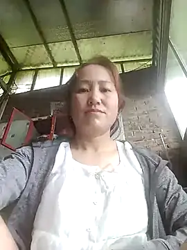 Snapshot of Fienjr chatting on September 11, 2025, 4:01 am Fienjr online show from September 11, 2025, 4:01 am