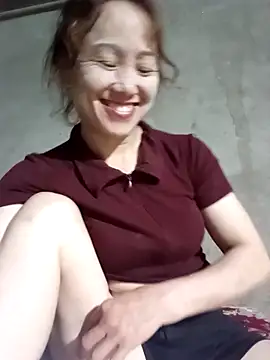 Snapshot of Fienjr chatting on September 16, 2025, 2:51 pm Fienjr online show from September 16, 2025, 2:51 pm