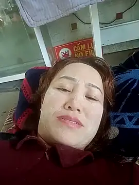 Snapshot of Fienjr chatting on September 17, 2025, 3:19 am Fienjr online show from September 17, 2025, 3:19 am