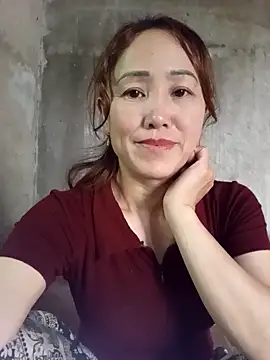 Snapshot of Fienjr chatting on October 4, 2025, 3:26 am Fienjr online show from October 4, 2025, 3:26 am