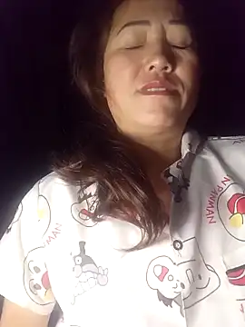 Snapshot of Fienjr chatting on November 8, 2025, 7:34 pm Fienjr online show from November 8, 2025, 7:34 pm