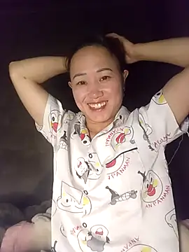 Snapshot of Fienjr chatting on November 14, 2025, 2:05 pm Fienjr online show from November 14, 2025, 2:05 pm