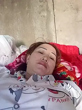 Snapshot of Fienjr chatting on November 15, 2025, 7:05 am Fienjr online show from November 15, 2025, 7:05 am