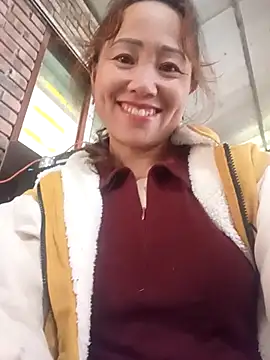 Snapshot of Fienjr chatting on December 15, 2025, 12:26 am Fienjr online show from December 15, 2025, 12:26 am