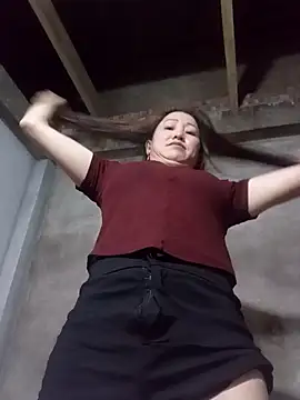 Snapshot of Fienjr chatting on December 22, 2025, 1:52 pm Fienjr online show from December 22, 2025, 1:52 pm