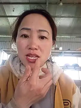 Snapshot of Fienjr chatting on January 15, 2026, 12:59 am Fienjr online show from January 15, 2026, 12:59 am