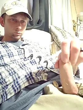 Snapshot of mresquared chatting on February 19, 2026, 7:32 pm mresquared online show from February 19, 2026, 7:32 pm