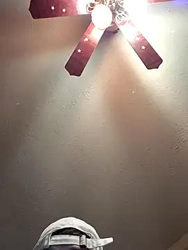 Snapshot of mresquared chatting on February 20, 2026, 11:49 pm mresquared online show from February 20, 2026, 11:49 pm