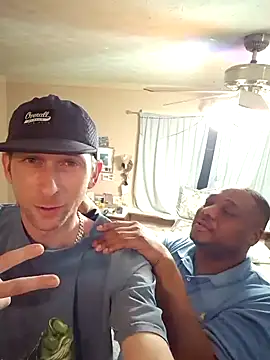 Snapshot of mresquared chatting on March 11, 2026, 4:29 am mresquared online show from March 11, 2026, 4:29 am