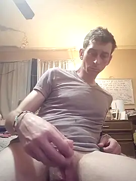 Snapshot of mresquared chatting on April 1, 2026, 2:12 am mresquared online show from April 1, 2026, 2:12 am