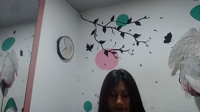 Snapshot of Pocahontas_tw chatting on November 9, 2025, 12:42 am Pocahontas tw online show from November 9, 2025, 12:42 am