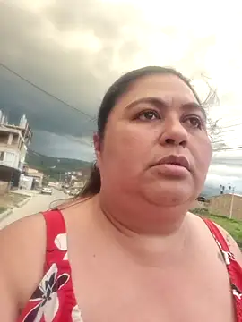 curvy diva  online show from December 19, 2025, 10:28 pm