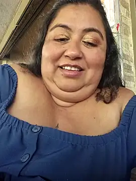 Snapshot of curvy_diva_ chatting on March 6, 2026, 2:24 pm curvy diva online show from March 6, 2026, 2:24 pm