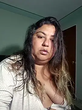 Snapshot of curvy_diva_ chatting on March 9, 2026, 11:20 pm curvy diva online show from March 9, 2026, 11:20 pm