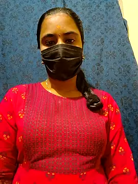 mini-queen online show from December 3, 2025, 9:29 am