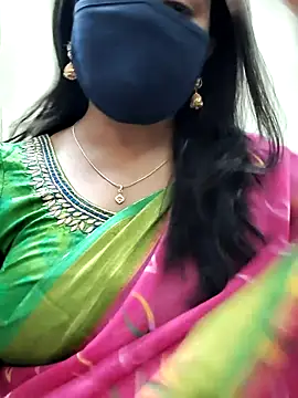 saritha29 online show from December 23, 2025, 8:12 am