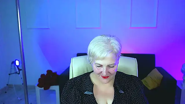 Snapshot of MaryMogan chatting on September 13, 2025, 4:29 pm MaryMogan online show from September 13, 2025, 4:29 pm