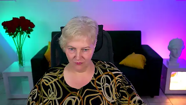 Snapshot of MaryMogan chatting on September 16, 2025, 1:45 pm MaryMogan online show from September 16, 2025, 1:45 pm