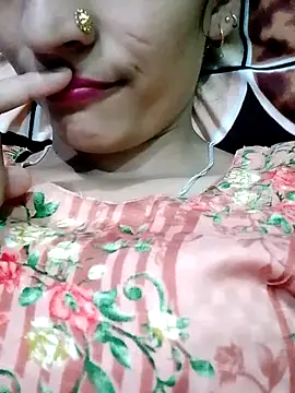 Snapshot of Pahadi_couple chatting on October 6, 2025, 8:45 am Pahadi couple online show from October 6, 2025, 8:45 am