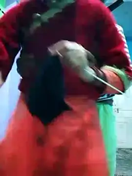 Snapshot of Pahadi_couple chatting on October 13, 2025, 4:51 pm Pahadi couple online show from October 13, 2025, 4:51 pm