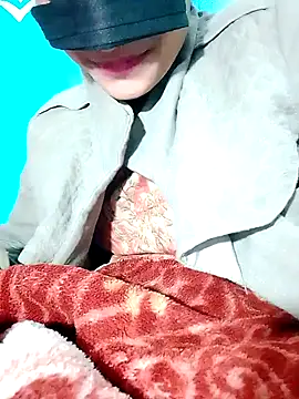 Snapshot of Pahadi_couple chatting on November 11, 2025, 5:35 pm Pahadi couple online show from November 11, 2025, 5:35 pm