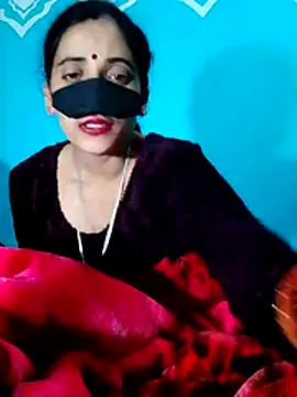 Snapshot of Pahadi_couple chatting on November 12, 2025, 4:29 pm Pahadi couple online show from November 12, 2025, 4:29 pm