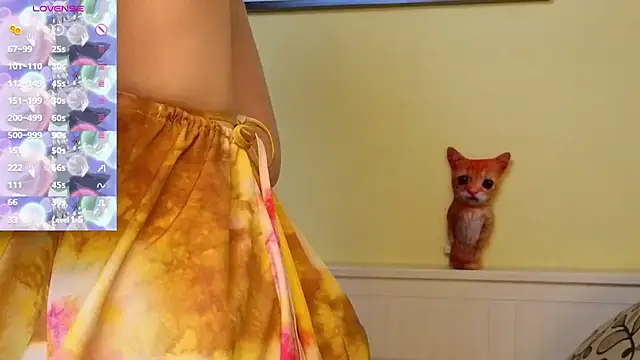 Snapshot of MauraSpurrier chatting on October 3, 2025, 6:49 pm MauraSpurrier online show from October 3, 2025, 6:49 pm