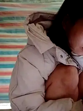 Snapshot of Georgia_here chatting on December 21, 2025, 1:02 am Georgia here online show from December 21, 2025, 1:02 am