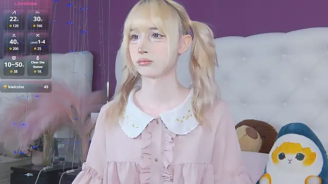 cutetomie online show from April 7, 2026, 9:26 pm