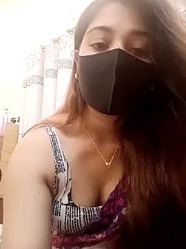 Snapshot of midnightmuse-03 chatting on November 7, 2025, 10:43 pm midnightmuse-03 online show from November 7, 2025, 10:43 pm