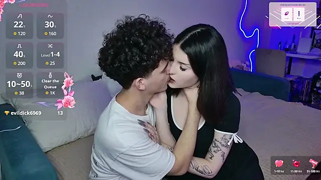 Alice18James online show from October 3, 2025, 4:26 pm