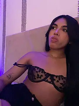 Snapshot of VeronicaSaenzx chatting on February 2, 2026, 9:46 pm VeronicaSaenzx online show from February 2, 2026, 9:46 pm