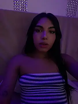 Snapshot of VeronicaSaenzx chatting on February 6, 2026, 10:13 pm VeronicaSaenzx online show from February 6, 2026, 10:13 pm