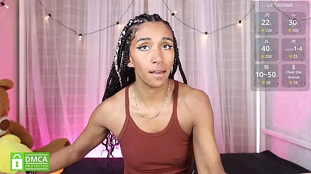 Snapshot of lynx_sun chatting on October 17, 2025, 8:33 pm lynx sun online show from October 17, 2025, 8:33 pm