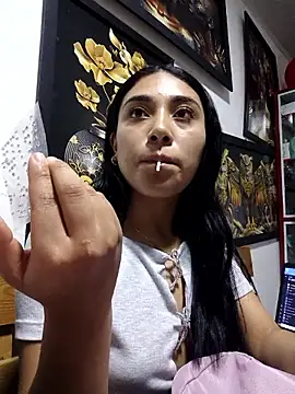 AmberGold- online show from October 27, 2025, 10:47 pm