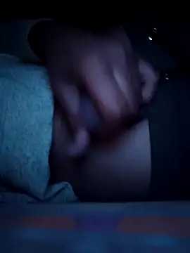 Snapshot of onlymasti00 chatting on November 11, 2025, 12:32 am onlymasti00 online show from November 11, 2025, 12:32 am