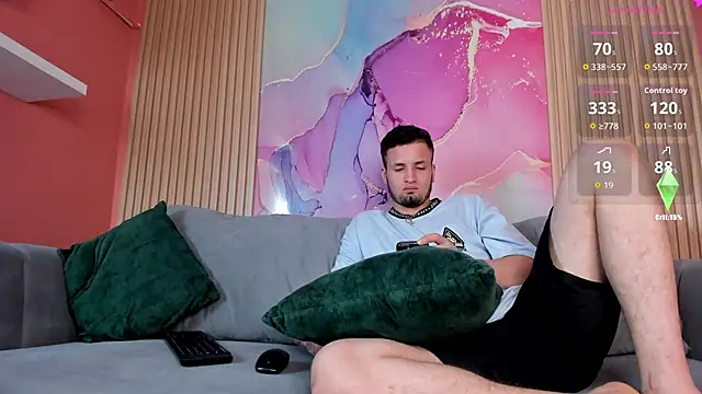 Snapshot of DoublePassion69 chatting on October 18, 2025, 4:37 am DoublePassion69 online show from October 18, 2025, 4:37 am