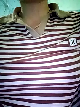 Snapshot of merylove-00 chatting on March 23, 2026, 4:49 am merylove-00 online show from March 23, 2026, 4:49 am