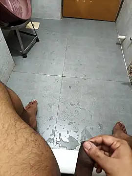 vinay smalldick online show from January 9, 2026, 2:42 pm