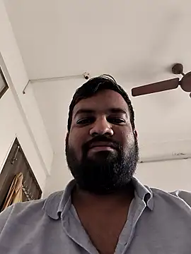 vinay smalldick online show from January 10, 2026, 2:46 am