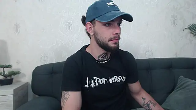 DanyelCarter online show from October 4, 2025, 7:01 pm