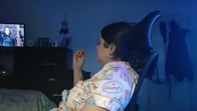 Snapshot of Prill940 chatting on November 14, 2025, 6:45 am Prill940 online show from November 14, 2025, 6:45 am