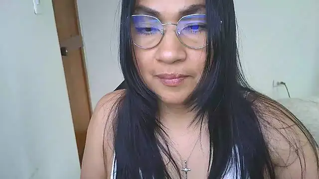 LissafeetHott online show from December 15, 2025, 9:52 pm