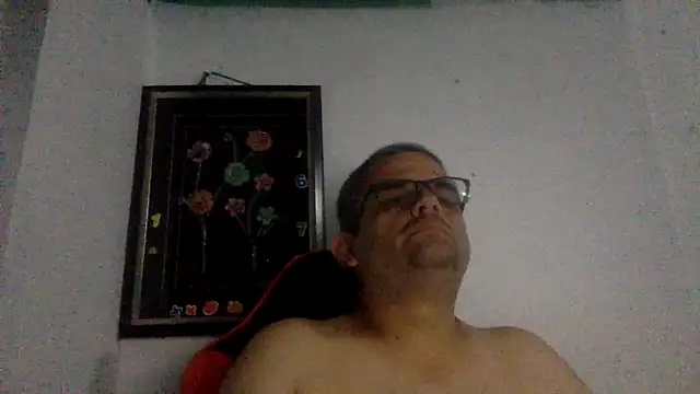 Snapshot of Katracho6969 chatting on May 23, 2026, 12:27 am Katracho6969 online show from May 23, 2026, 12:27 am